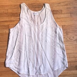 Loose Aritzia tank